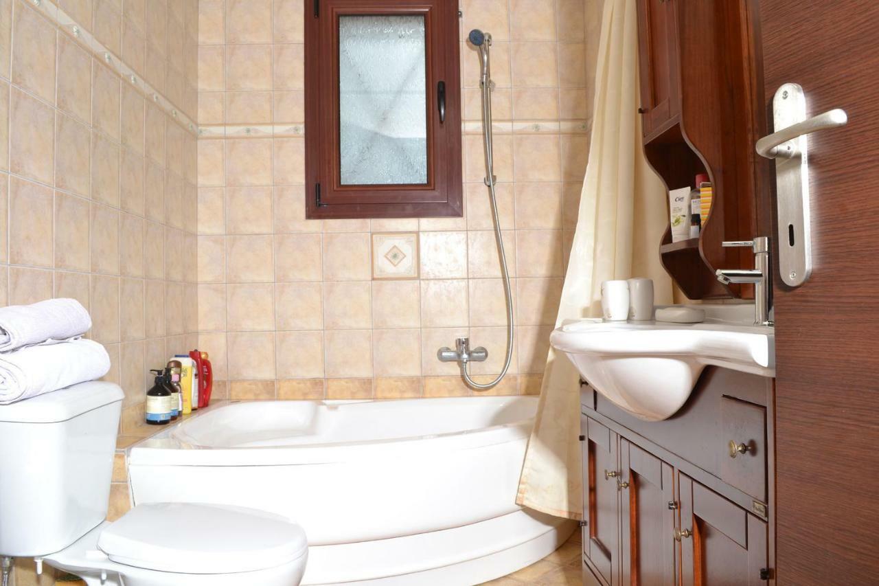 Villa Bella Loukisia Loukissia Екстериор снимка