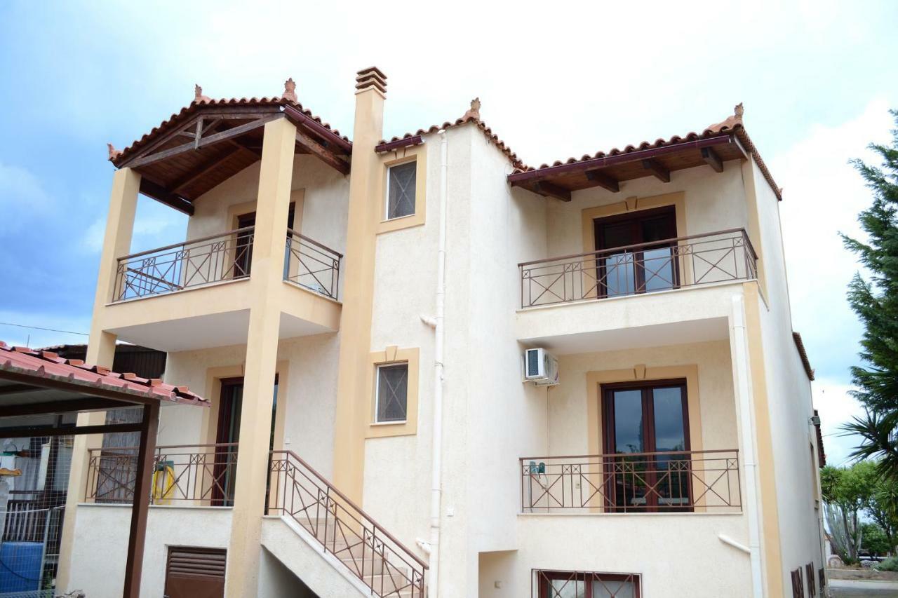 Villa Bella Loukisia Loukissia Екстериор снимка