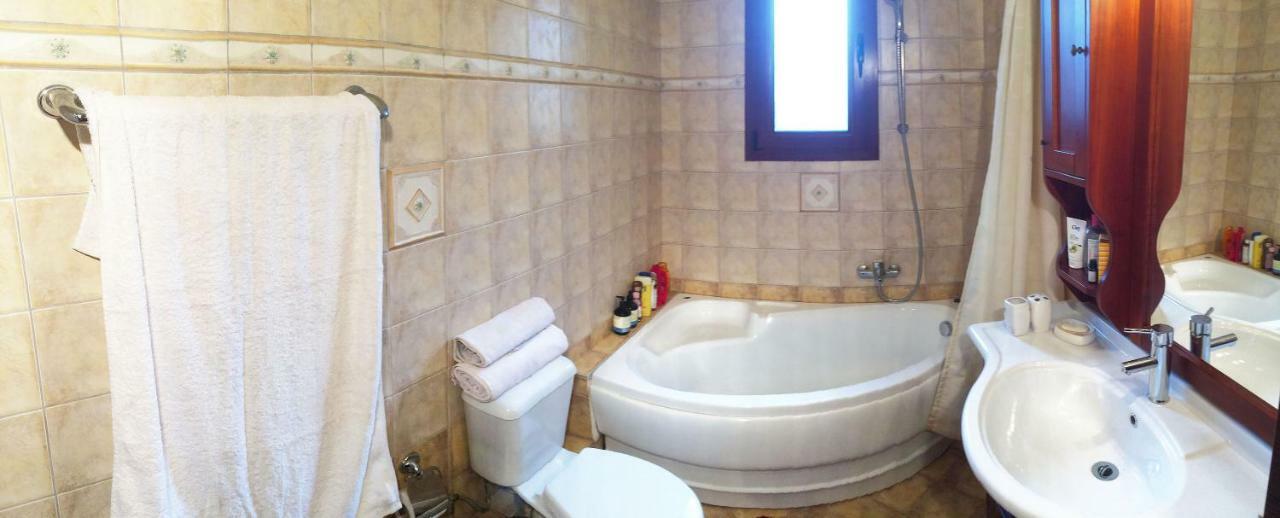 Villa Bella Loukisia Loukissia Екстериор снимка